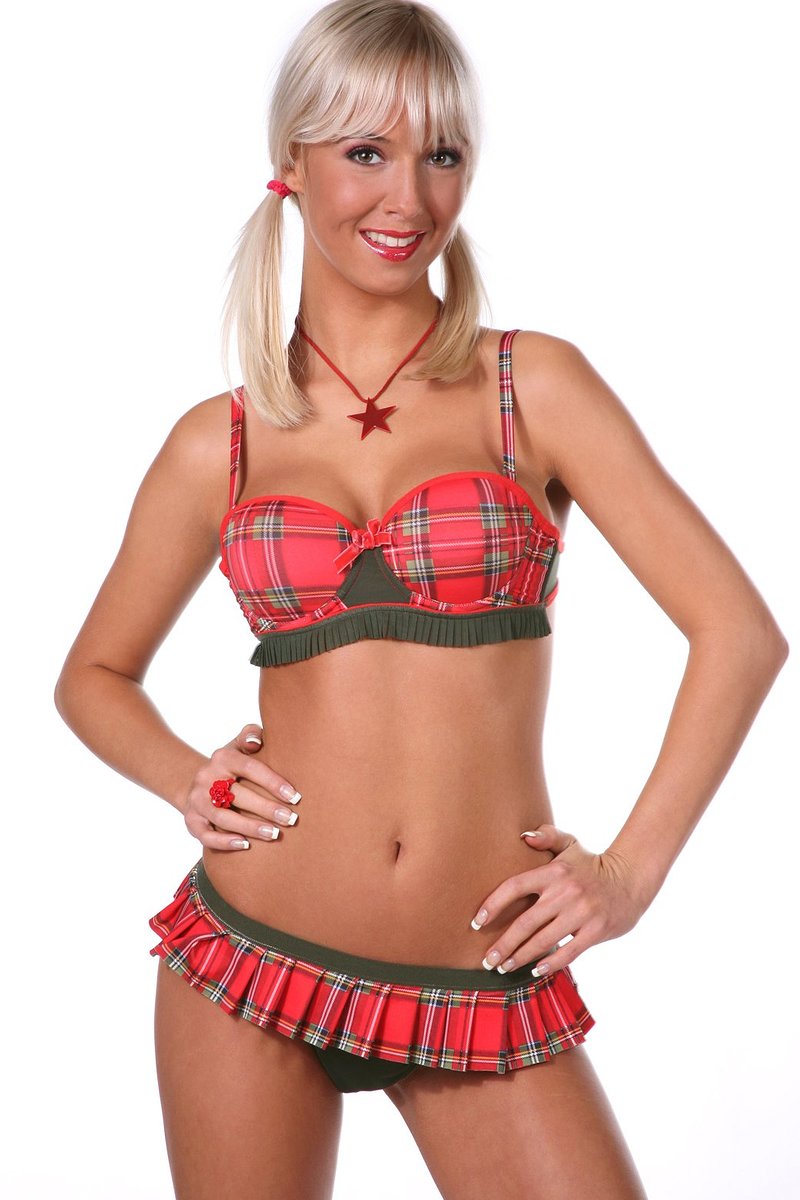 Карина, 31 год, 2 размер груди